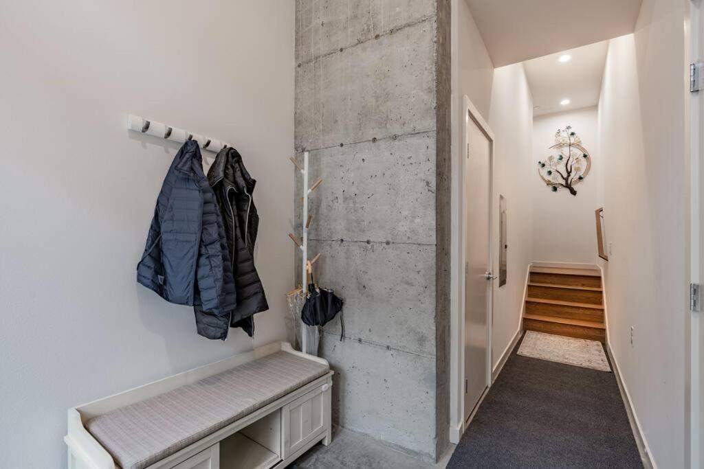 West Seattle'S Modern Townhome Εξωτερικό φωτογραφία
